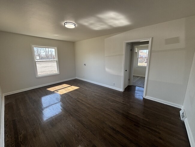 Photo - 354 Taney St