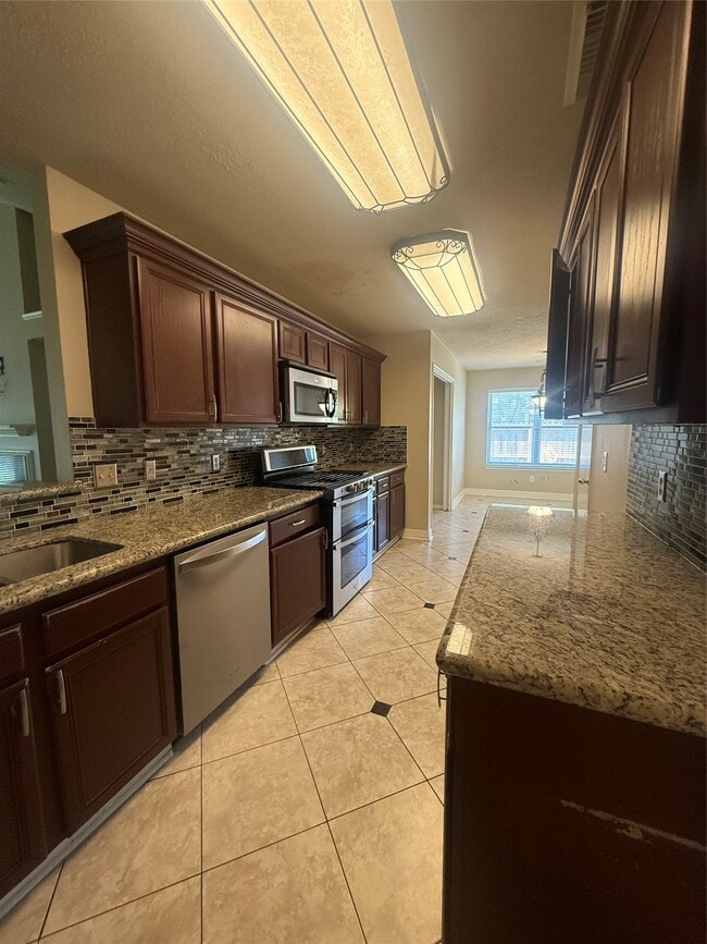 Photo - 8210 Paddington Pl Dr
