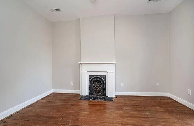 Photo - 513 S Laurel St