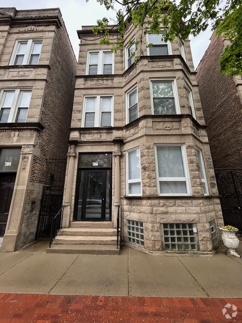706 S Laflin - 704-708 S Laflin St Rental