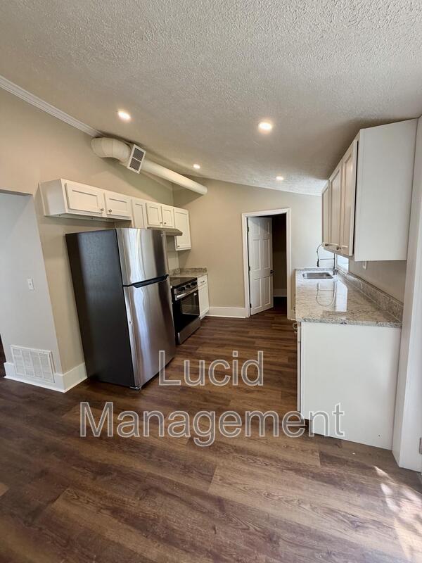 Photo - 1808 Culbertson Ave