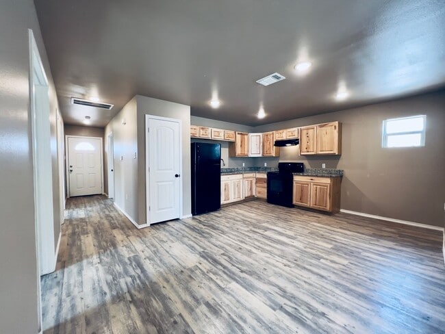 Photo - Cozy 3 Bedroom Home