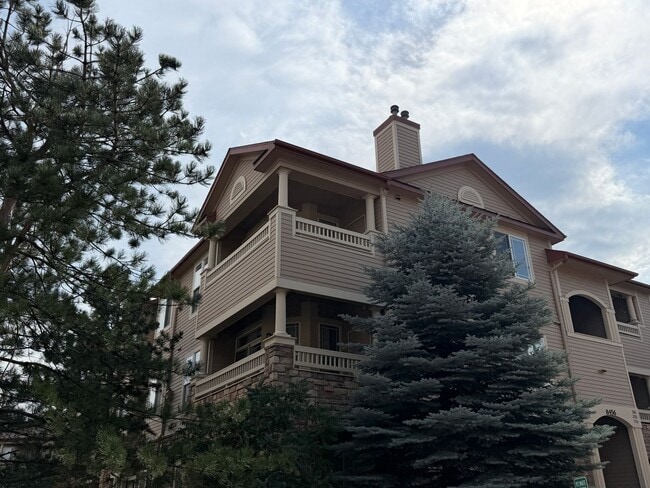 Building Photo - 8456 S Hoyt Way