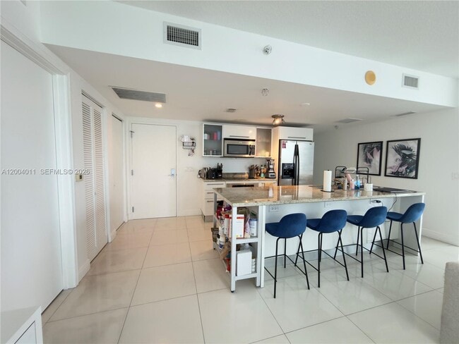 Photo - 185 SW 7th St Unit 2711