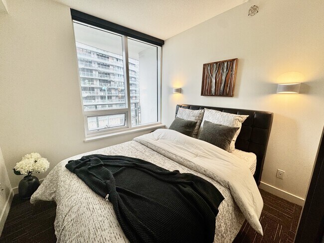 Photo - 38 Smithe St