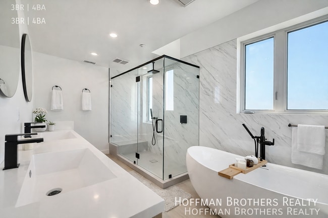 Photo - 1900 20th St