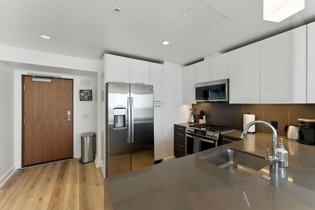 Photo - 399 Fremont St Unidad FL12-ID1245523P