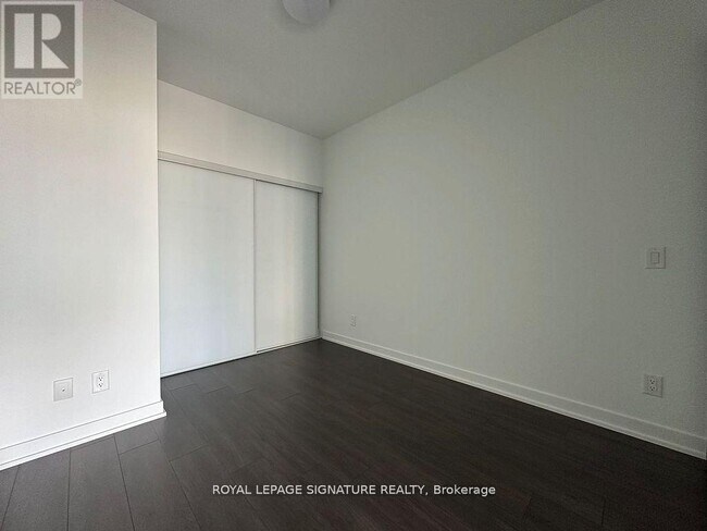 Photo - 5 Defries St Unité 1907