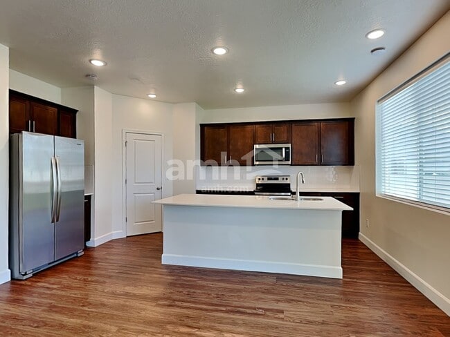 Photo - 191 Allen Ln