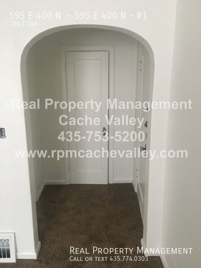 Photo - 595 E 400 N Unit #1