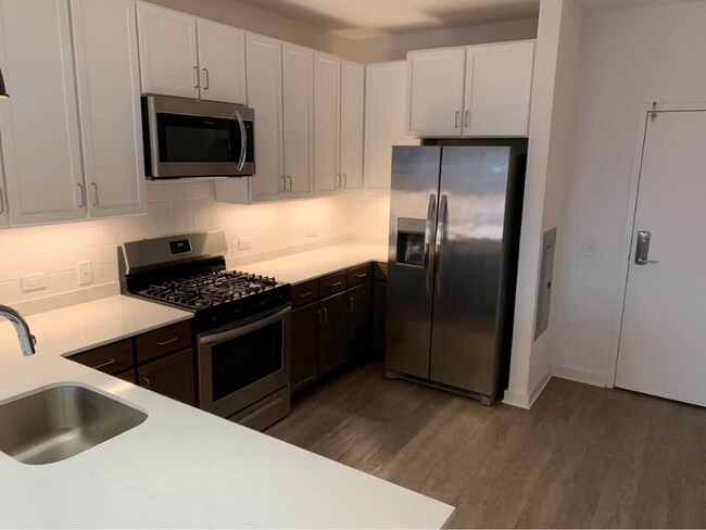 Photo - 4743 N Wolcott Ave