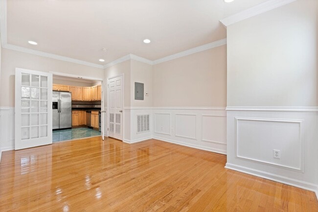 Building Photo - 204 Dodd St Unit 2
