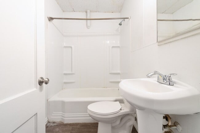 Photo - 1317 State St