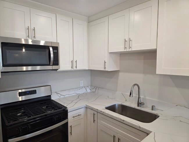 Photo - Marbella Villa Apartments