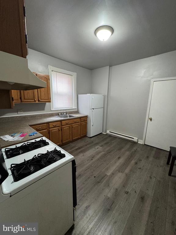 Photo - 533 Buttonwood St