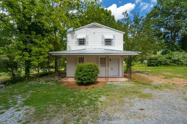 Photo - 3 Bedroom/2 Bath Move in Ready!