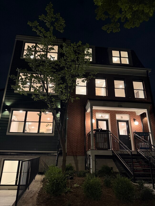 Photo - 525 Taylor St NW Unit A