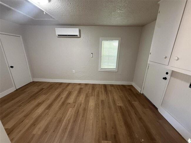 405 NW 90th St