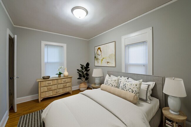 Photo - 202 E 27th St Unidad 1