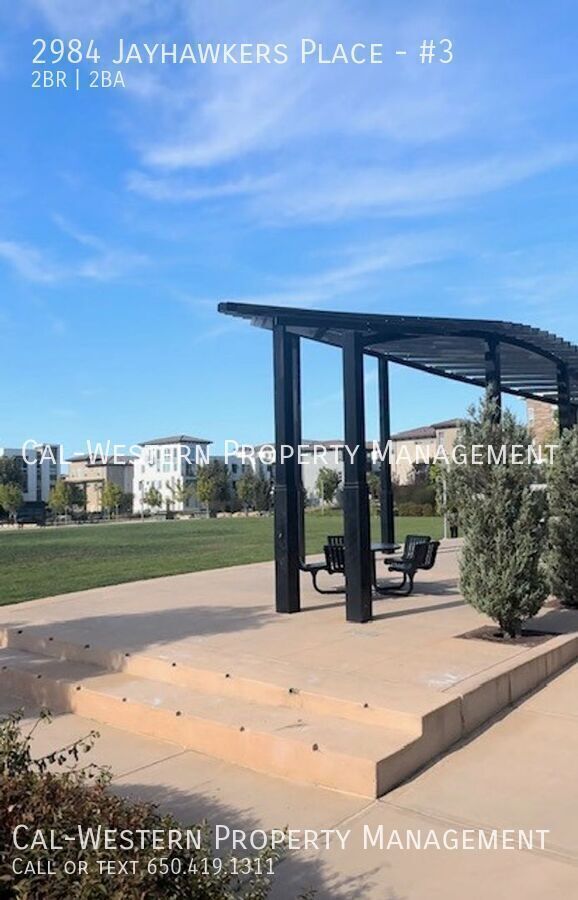 2 Bedrooms/2 Baths in Communication Hills Apartment Unit 3 San