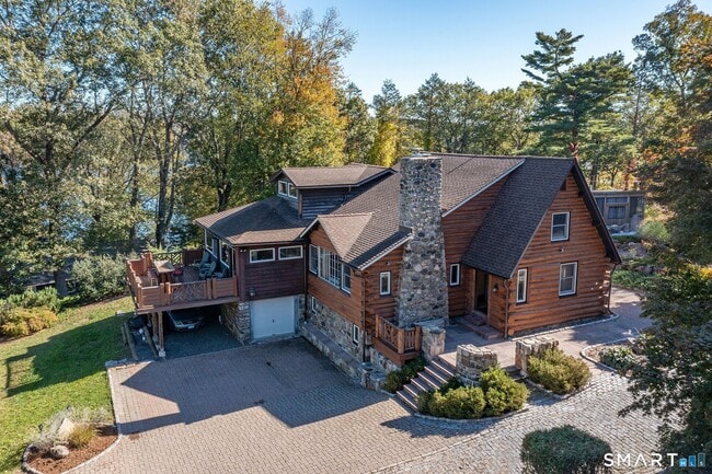 Building Photo - 28 Fox Run