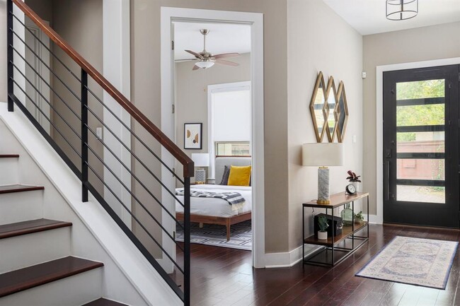 Photo - 5206 Woodrow Ave