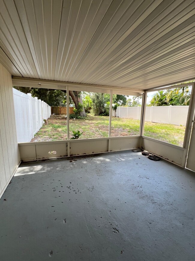 Photo - 4930 72nd St N Unit 4940