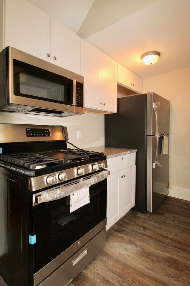 Photo - 1616 Green St Unit 1