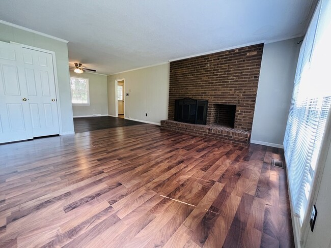 Photo - Lovely 3 BR, 2BA home in a quiet neighborhood