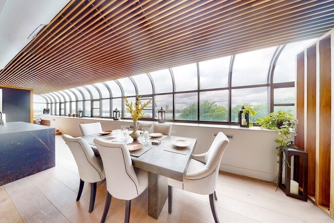 Photo - 270 Beacon St Unit H5