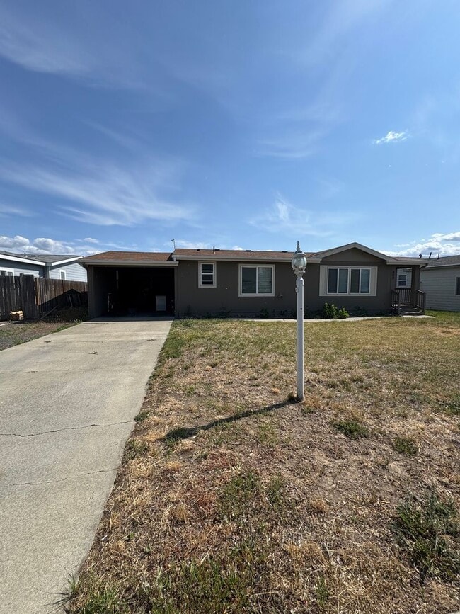 Charming & Updated Home in Kittitas, WA - Charming & Updated Home in Kittitas, WA