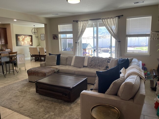 Photo - 10510 Rollins Dr