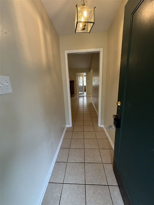 Photo - Recently updated in 2026 - Lovely 3 bedroom 2 bath home for lease in south Bossier City LA 71112