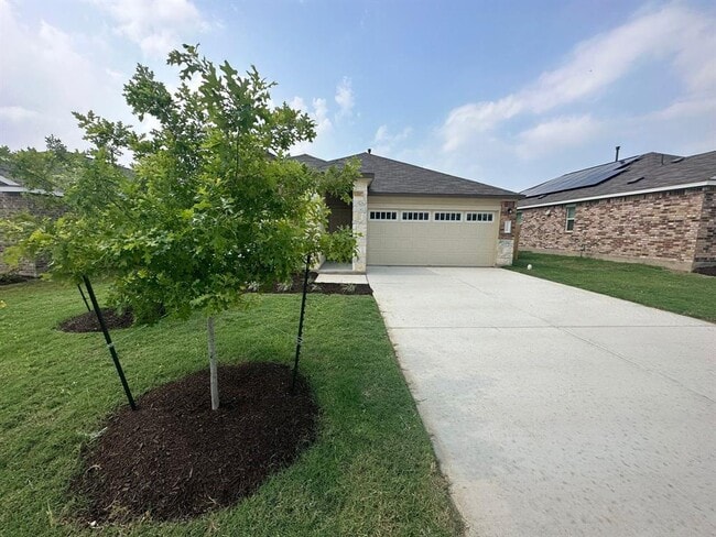 Photo - 121 Seminole Dr House