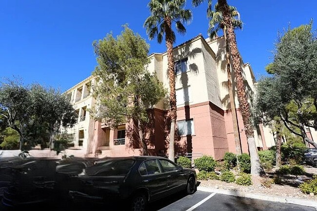 Photo - 260 E Flamingo Rd Apartment Unit 227