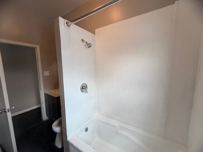 Photo - 2500 W Fond du Lac Ave Unit 2476(Upper Rear)