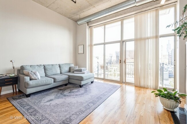 Photo - 6 S Laflin St Unit 312