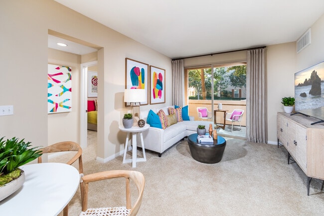 Esperanza Apartment Homes