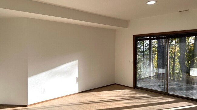 Photo - 4630 142nd Pl SE Unit B