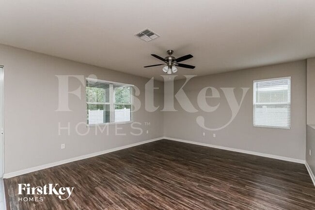 Photo - 3264 Macintosh Rd