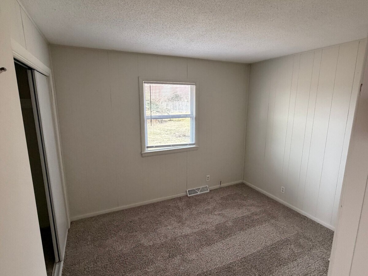 Photo - 3419 County Rd 1400 E Unit B