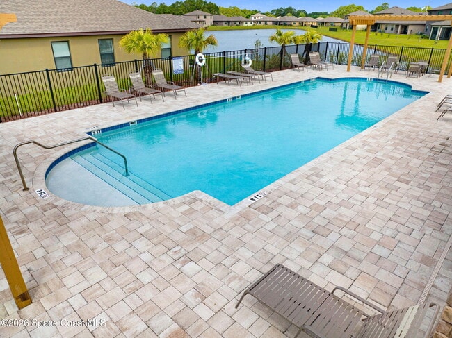 Photo - 1477 Mineral Lp Dr NW
