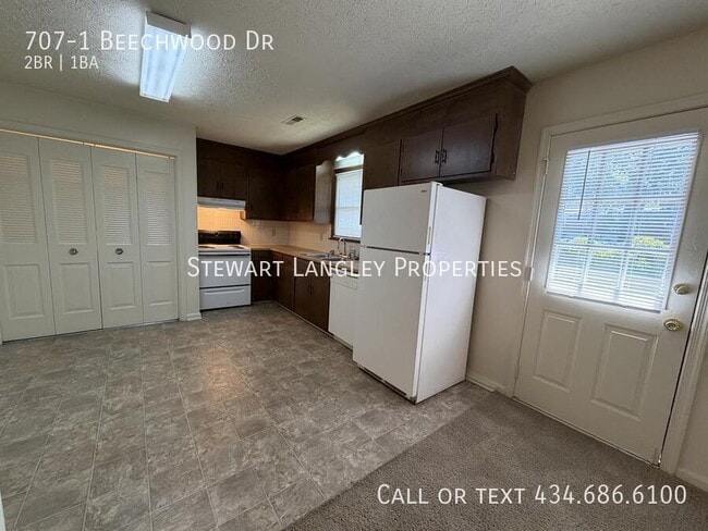 Photo - 707 Beechwood Dr