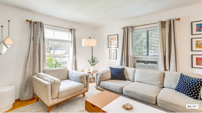 Photo - 506 N Rosemary Ln