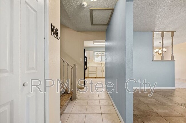 Photo - 2119 Chatalet Ln