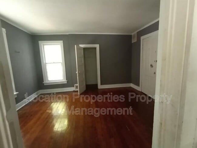 Photo - 1041 Kentucky St