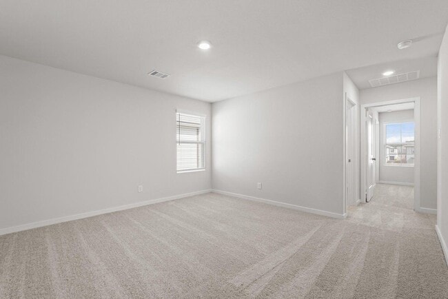 Photo - 222 Forest W St