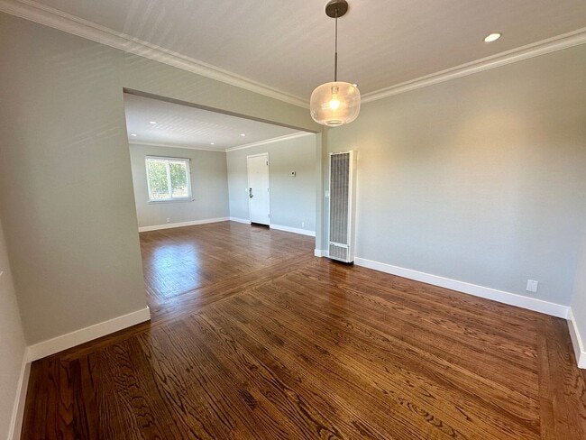 Menlo Pointe Apartments