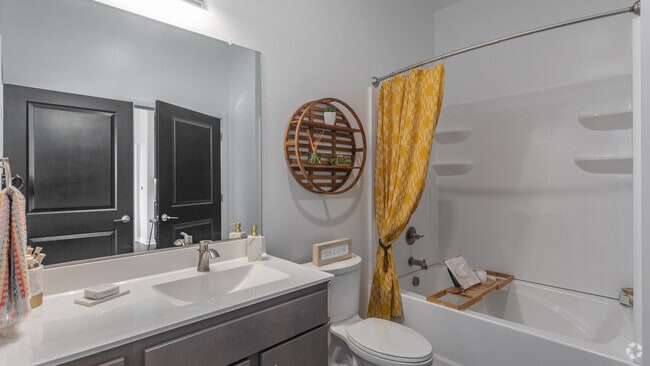 2BR,2BA,-The New Hampshire