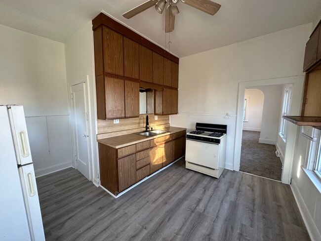 Photo - $1100 - 2 Bed 1 Bath Home in Sioux City